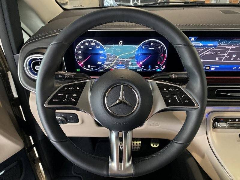 MERCEDES CLASSE V 300  4MATIC AVANTGARD L AMG LINE R1783