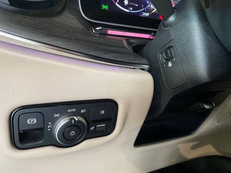 MERCEDES CLASSE V 300  4MATIC AVANTGARD L AMG LINE R1783