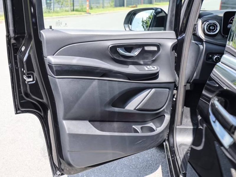 MERCEDES V 300 AVANTGARD R1785