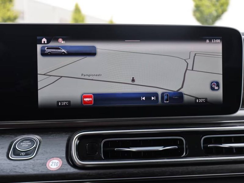 MERCEDES V 300 AVANTGARD R1785