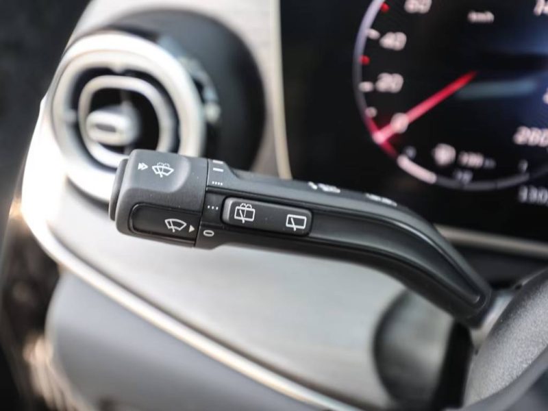 MERCEDES V 300 AVANTGARD R1785