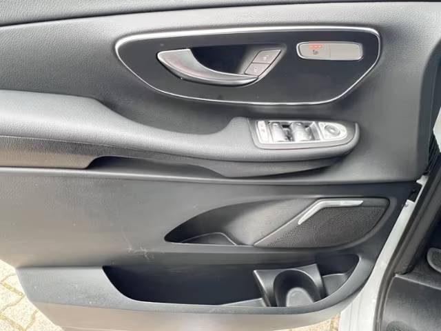 MERCEDES V 300 AMG LINE R1786