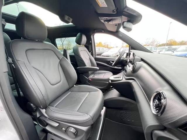 MERCEDES V 300 AMG LINE R1786