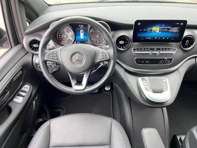 MERCEDES V 300 AMG LINE R1786