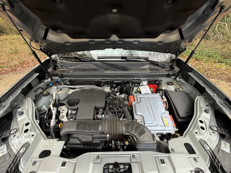 DACIA DUSTER  1.6 HYBRID 140 JOURNEY  