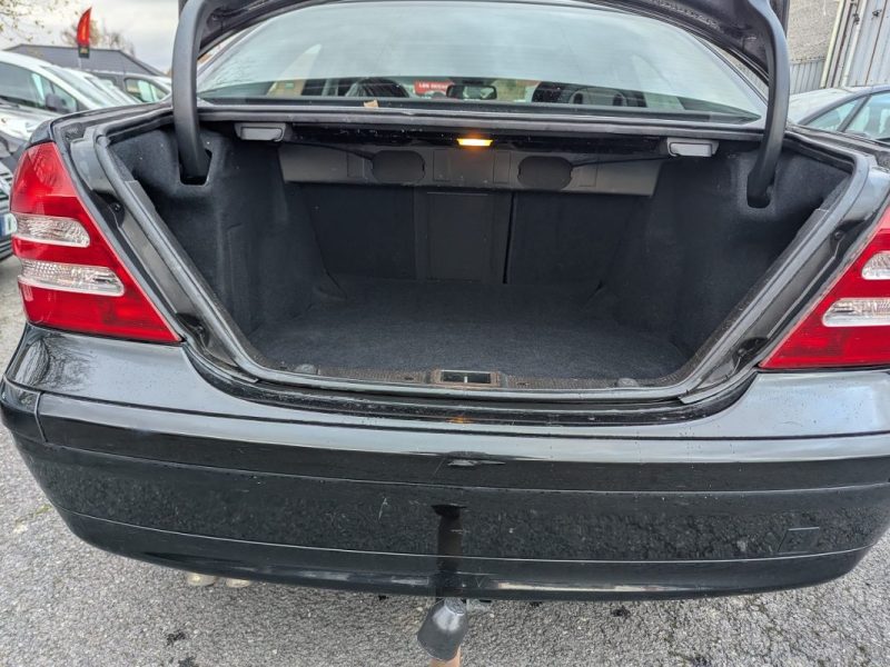 MERCEDES  C200  BOITE AUTO DISTRIBUTION A CHAINE 