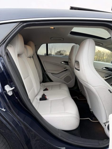 MERCEDES CLASSE CLA 180D BREAK SENSATION BVA 7G-TRONIC 109ch / TOIT OUVRANT PANORAMIQUE 