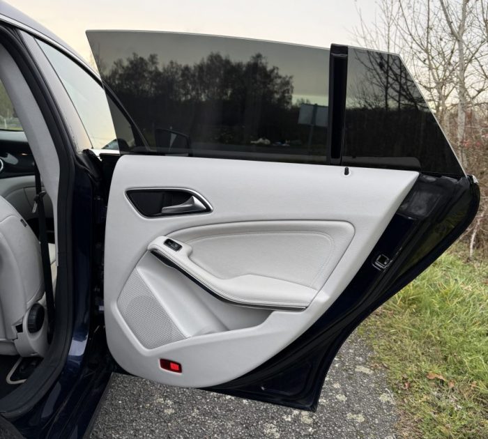 MERCEDES CLASSE CLA 180D BREAK SENSATION BVA 7G-TRONIC 109ch / TOIT OUVRANT PANORAMIQUE 