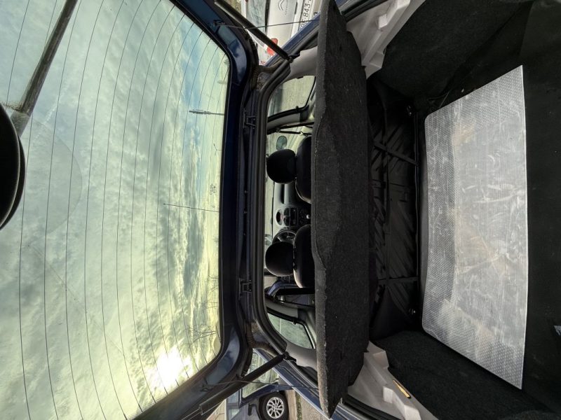 PEUGEOT 206 XR PRESENCE 1.4 1999