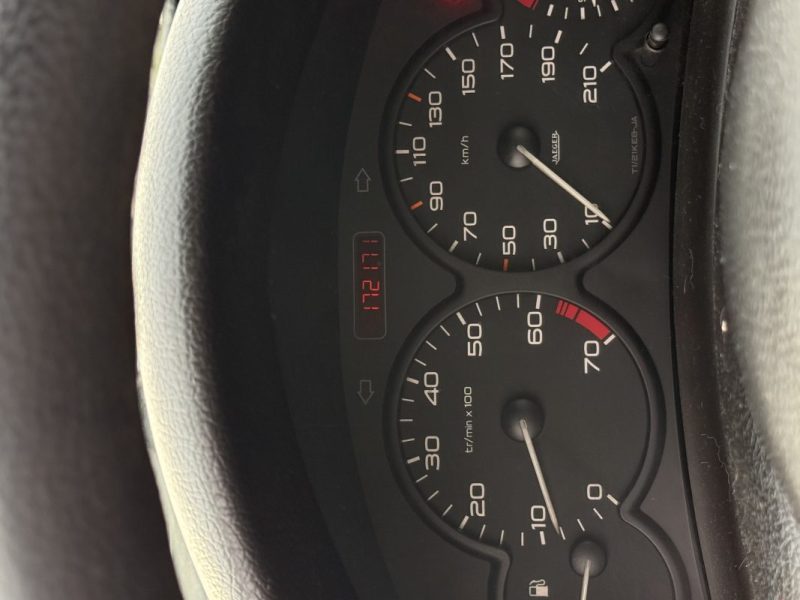 PEUGEOT 206 XR PRESENCE 1.4 1999