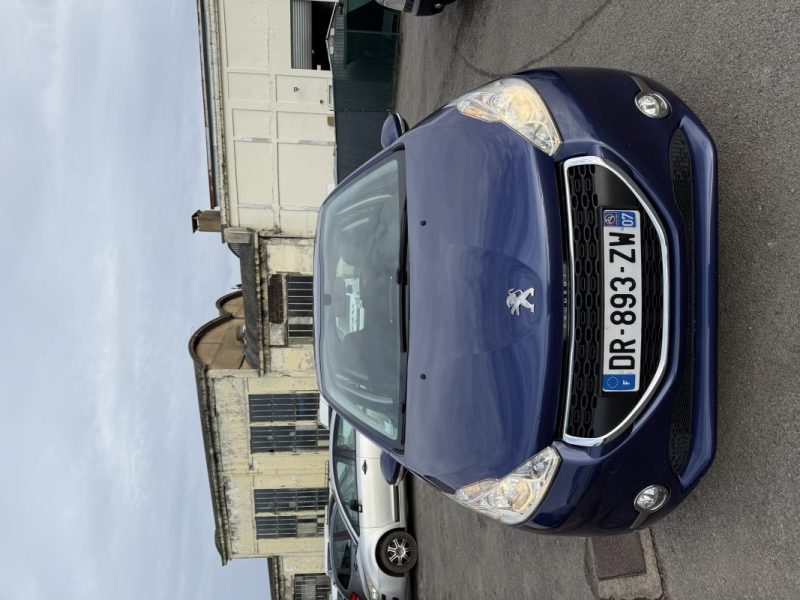 PEUGEOT 208 1.6 E-HDI FAP BUSINESS PACK 4CV 5P 2015