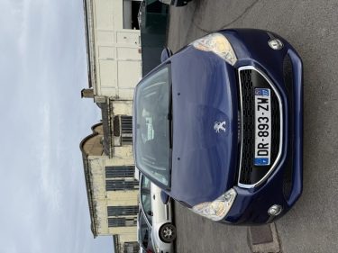 PEUGEOT 208 1.6 E-HDI FAP BUSINESS PACK 4CV 5P 2015