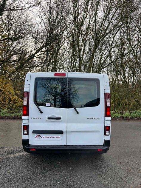 RENAULT TRAFIC COMBI L1 DCI 125 ENERGY ZEN 9 PLACES  2018
