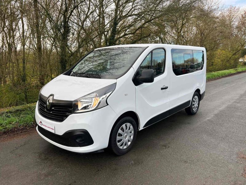 RENAULT TRAFIC COMBI L1 DCI 125 ENERGY ZEN 9 PLACES  2018