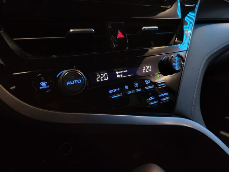 TOYOTA CAMRY 2.5 HYBRIDES 218CH DYNAMIC BUSINESS