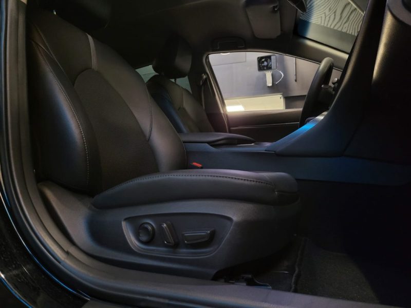 TOYOTA CAMRY 2.5 HYBRIDES 218CH DYNAMIC BUSINESS