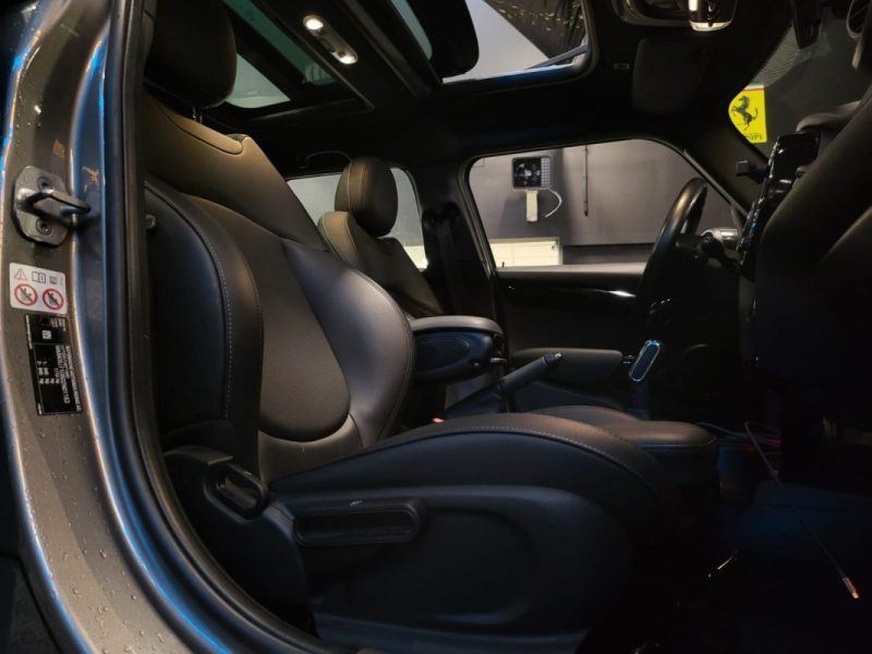 MINI MINI 3 F5 COOPER 136CH GREENWICH TOIT OUVRANT/ SIEGES ELECTRIQUES / SIEGES CHAUFFANTS 2020