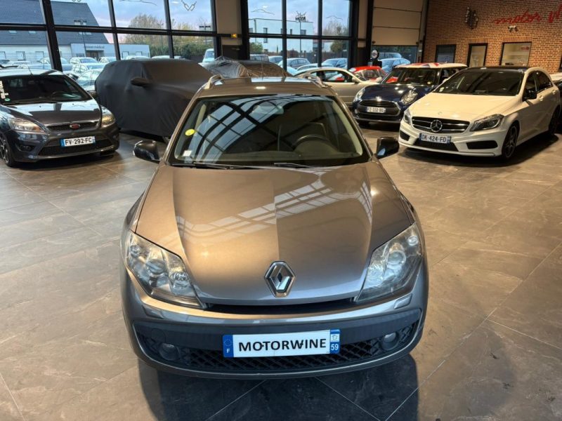 RENAULT LAGUNA 2.0 DCI 130CH GT 4CONTROL - 📱 Bluetooth - ✅Reprise possible