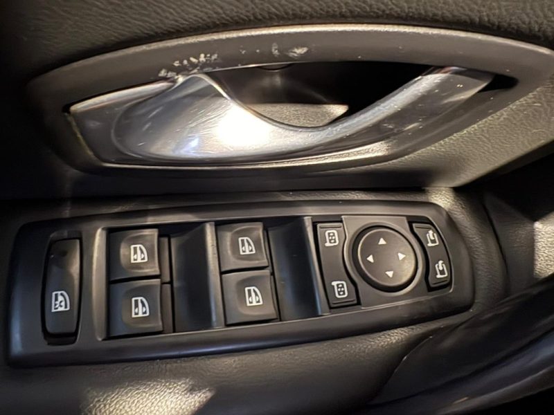 RENAULT LAGUNA 2.0 DCI 130CH GT 4CONTROL - 📱 Bluetooth - ✅Reprise possible