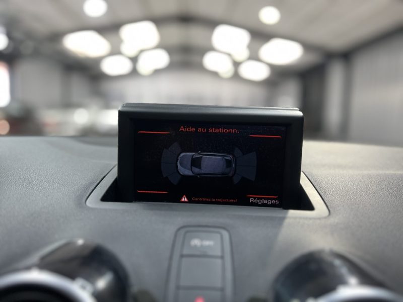 Audi A1 1.6 TDI 90ch Attraction | Toit ouvrant | GPS | Radars avant/arrière | Jantes alliage 