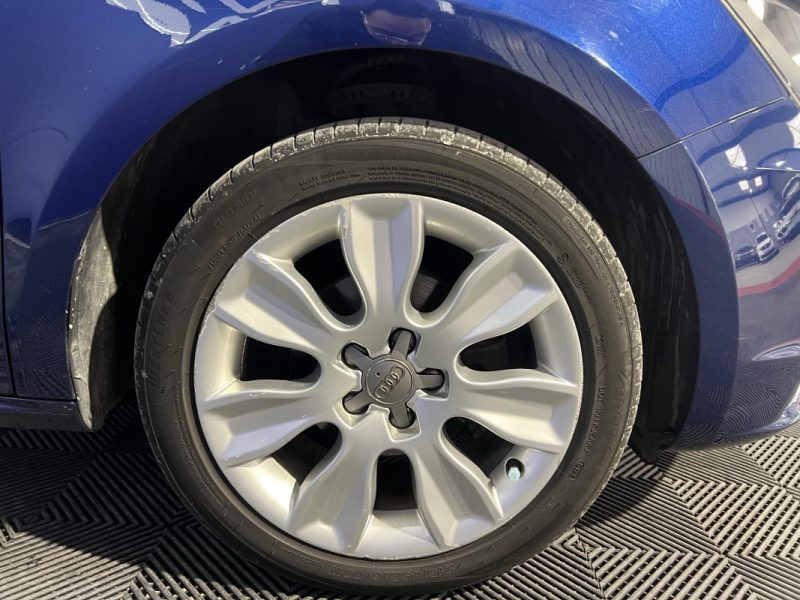 Audi A1 1.6 TDI 90ch Attraction | Toit ouvrant | GPS | Radars avant/arrière | Jantes alliage 