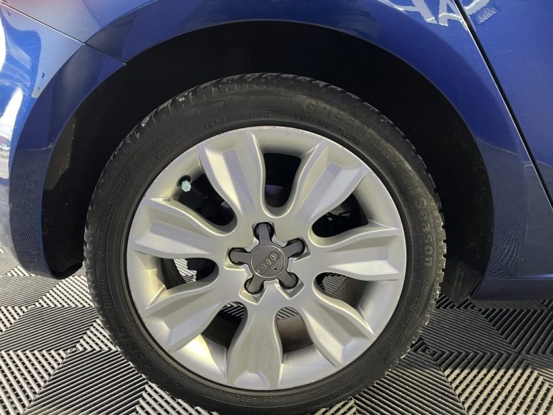 Audi A1 1.6 TDI 90ch Attraction | Toit ouvrant | GPS | Radars avant/arrière | Jantes alliage 