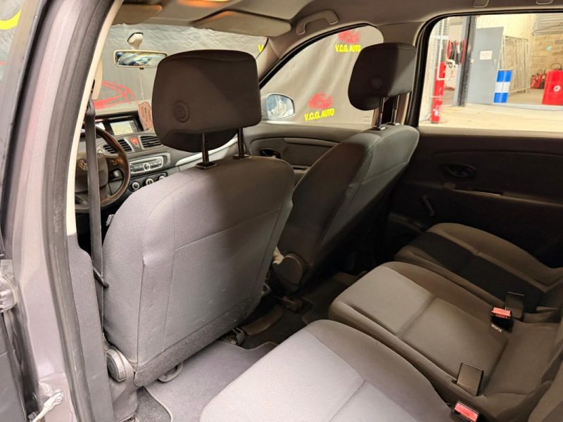 RENAULT GRAND SCENIC 3 1.5 dCi 110 Authentique 