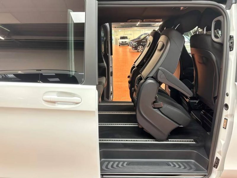 MERCEDES CLASSE V 300 LONG AVANTGARDE 9G-TRONIC R1790