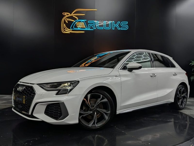 AUDI A3 30 TFSI 110ch S-line