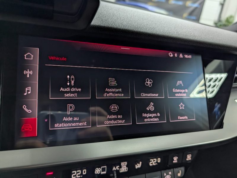 AUDI A3 30 TFSI 110ch S-line