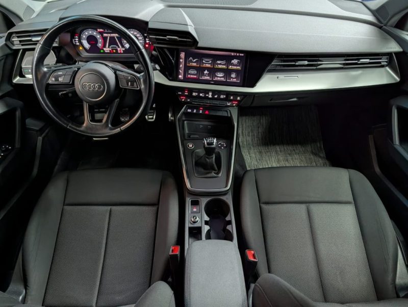 AUDI A3 30 TFSI 110ch S-line