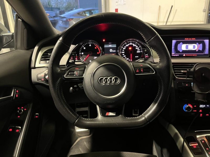 AUDI A5 2.0 TDI 177CH s-line Quattro S tronic 7 Black Edition