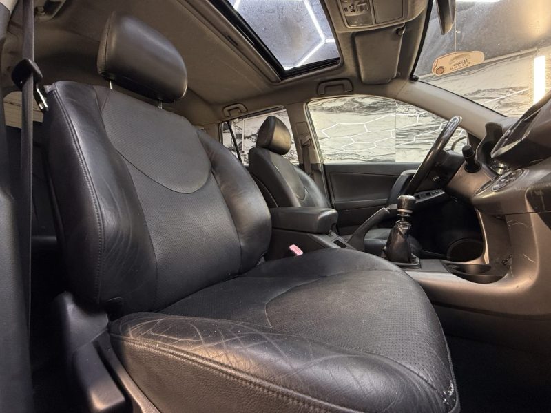 TOYOTA RAV4 177 D4D Clean Power