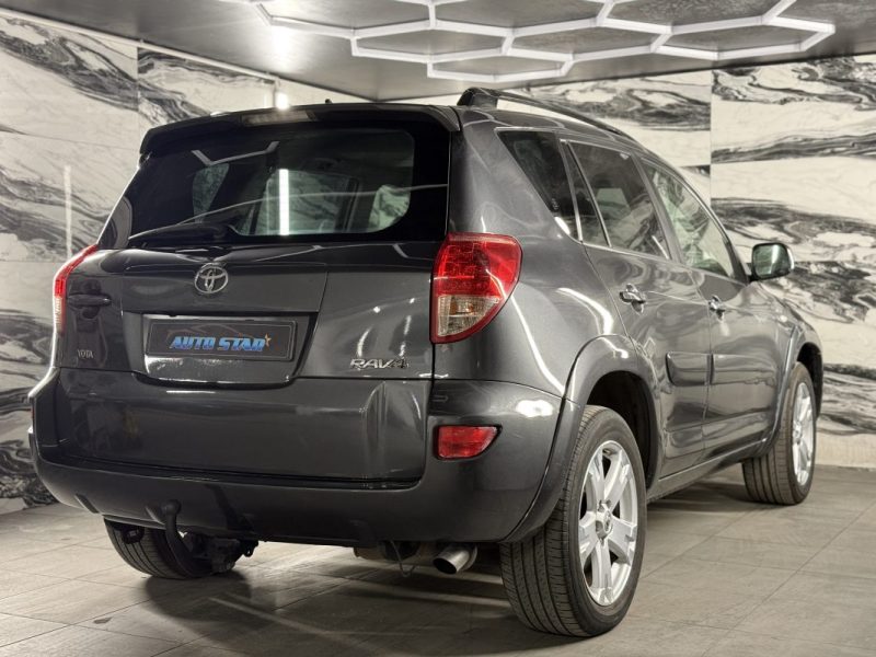 TOYOTA RAV4 177 D4D Clean Power