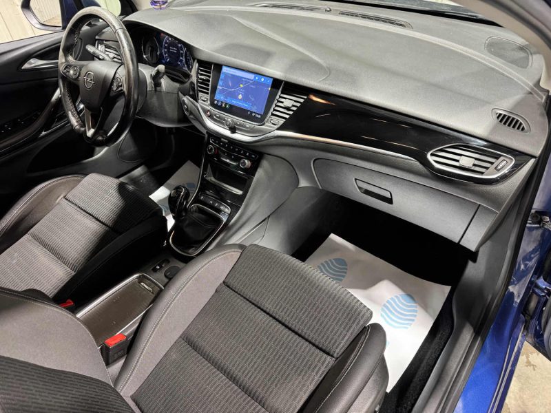 OPEL ASTRA SPORT TOURER 1.2 TURBO ESSENCE 130 Cv ELEGANCE