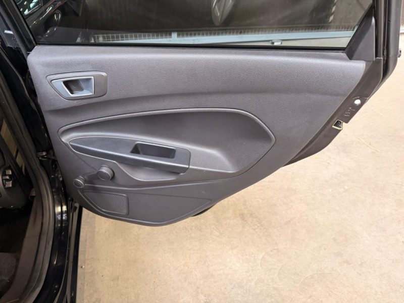 FORD FIESTA 1.0 EcoBoost 100 Titanium 