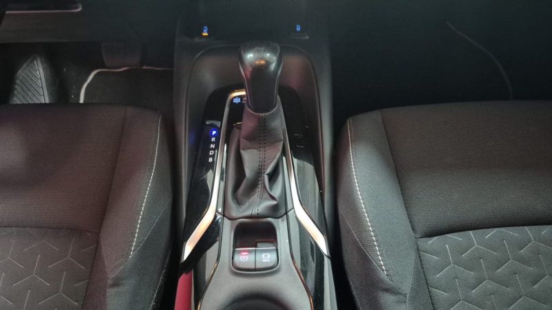 TOYOTA COROLLA TOURING SPORTS 122cv DYNAMIC BUSINESS/1 ERE MAIN/TVA RECUPERABLE