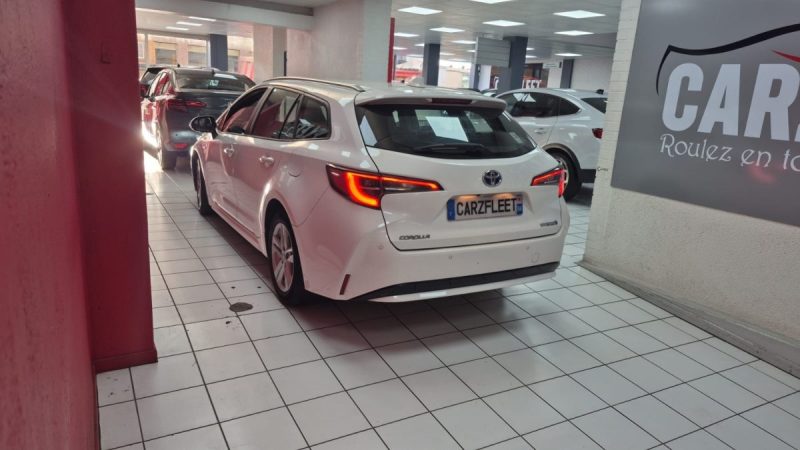 TOYOTA COROLLA TOURING SPORTS 122cv DYNAMIC BUSINESS/1 ERE MAIN/TVA RECUPERABLE
