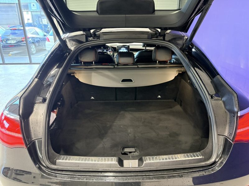 Mercedes GLC Coupe 43 AMG 4MATIC  367ch- Siege alcantara - pack son - Toit ouvrant - attelage