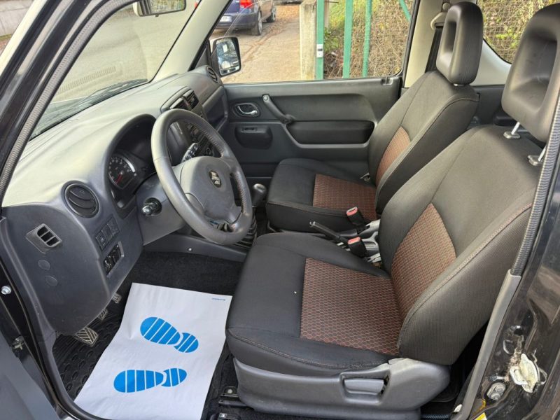 SUZUKI JIMNY VVT JLX 1.3l 85CV 1ERE MAIN 3P