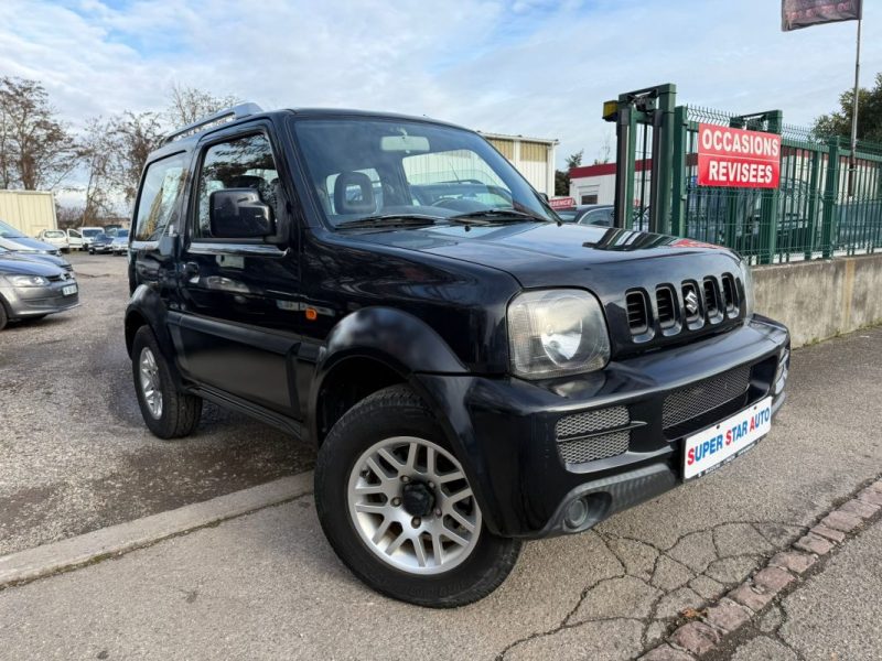 SUZUKI JIMNY VVT JLX 1.3l 85CV 1ERE MAIN 3P