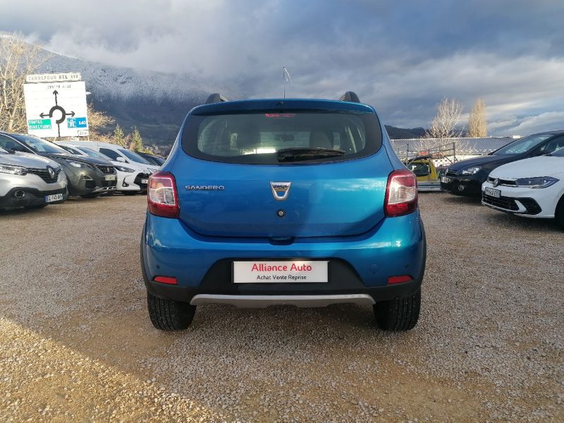 DACIA Sandero - 90ch essence Stepway Prestige 1ère main