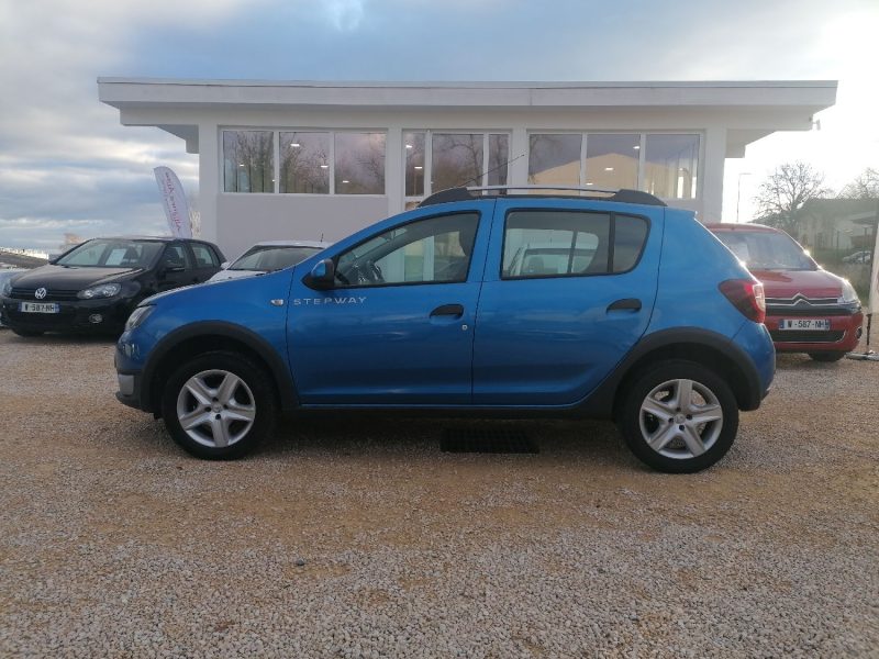 DACIA Sandero - 90ch essence Stepway Prestige 1ère main