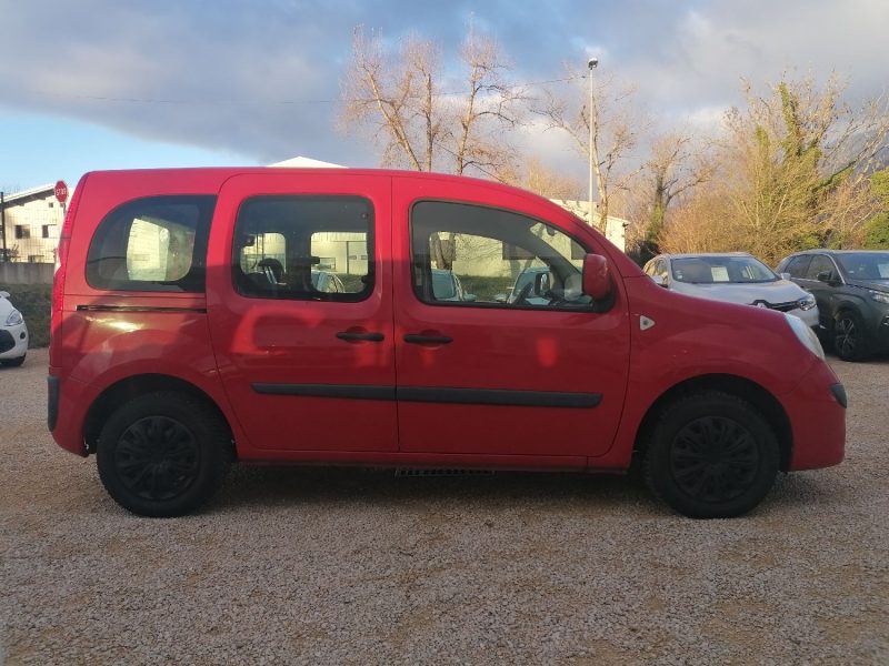 RENAULT Kangoo - 1.6 105ch essence