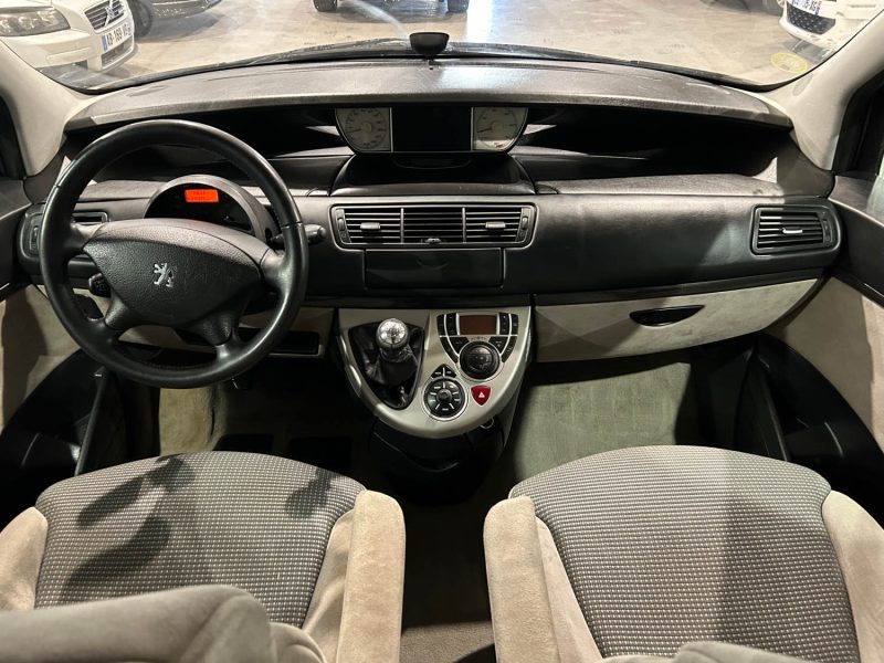 PEUGEOT 807 2.0 HDI 136CH 
