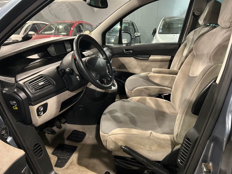 PEUGEOT 807 2.0 HDI 136CH 