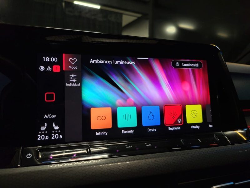 VOLKSWAGEN GOLF VIII GTD 2,0L 200CV GTD BOITE DSG 2024