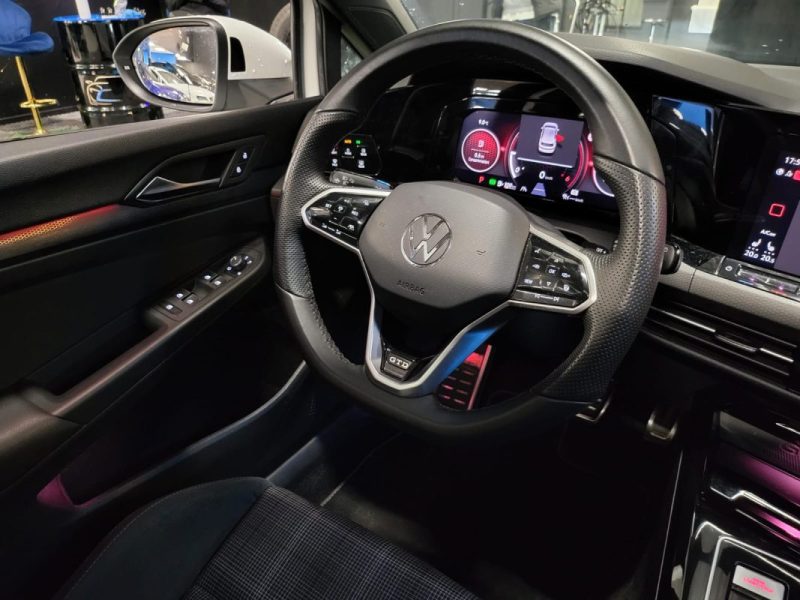 VOLKSWAGEN GOLF VIII GTD 2,0L 200CV GTD BOITE DSG 2024