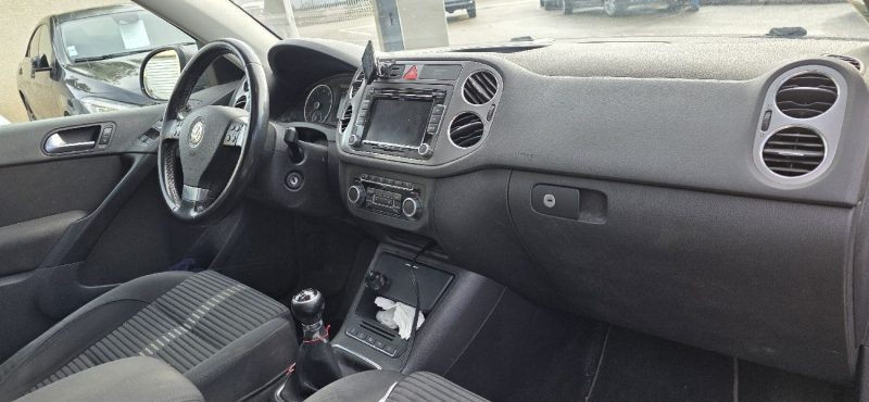 VOLKSWAGEN TIGUAN 2.0 TDI 140 4X2 BLUEMOTION 2010