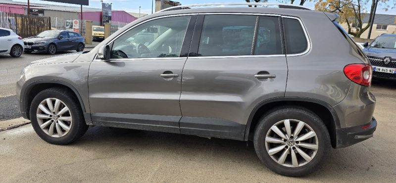 VOLKSWAGEN TIGUAN 2.0 TDI 140 4X2 BLUEMOTION 2010